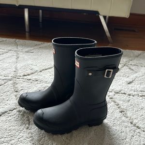 Black Hunter Boots